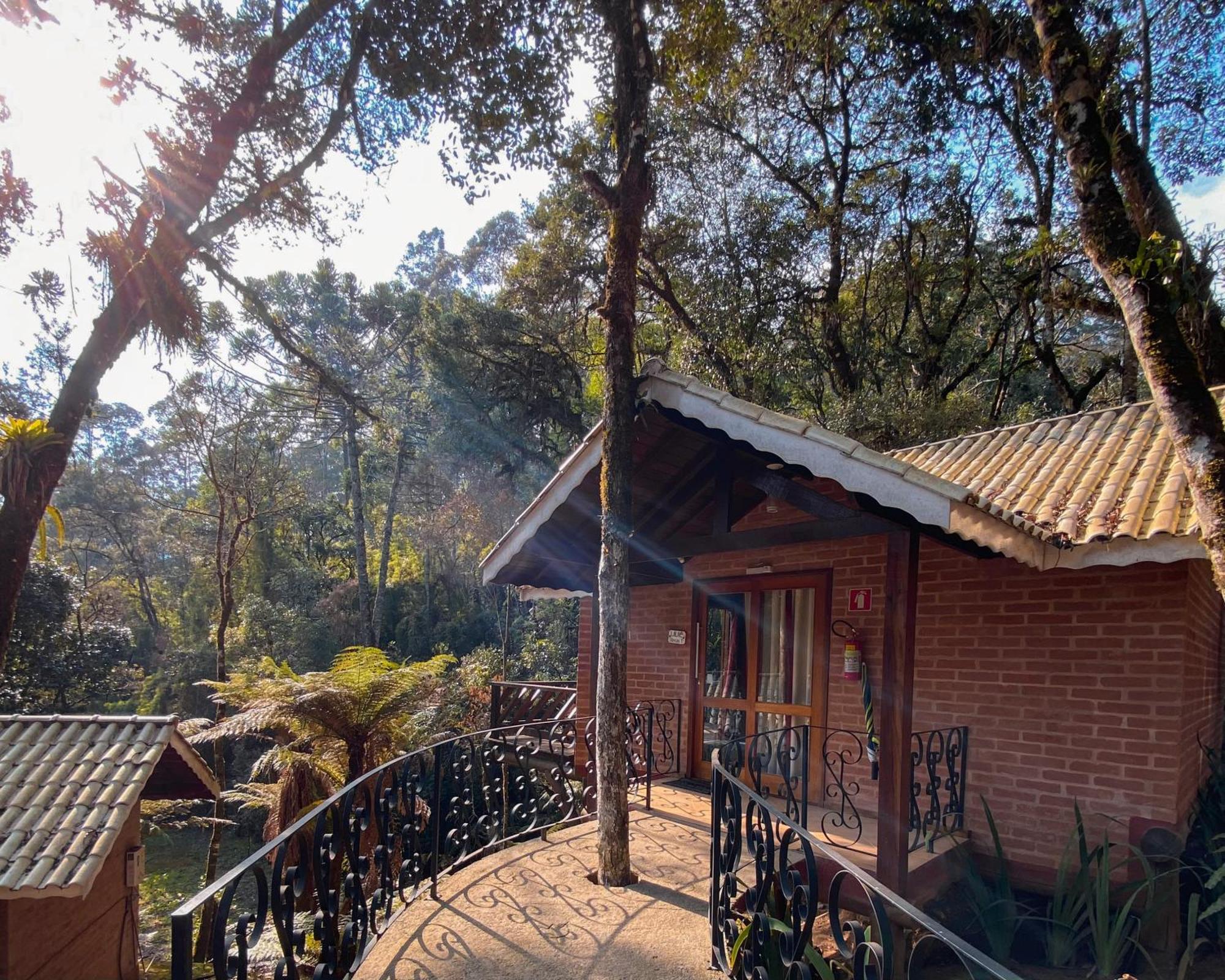 Vivie Pousada Monte Verde Extérieur photo