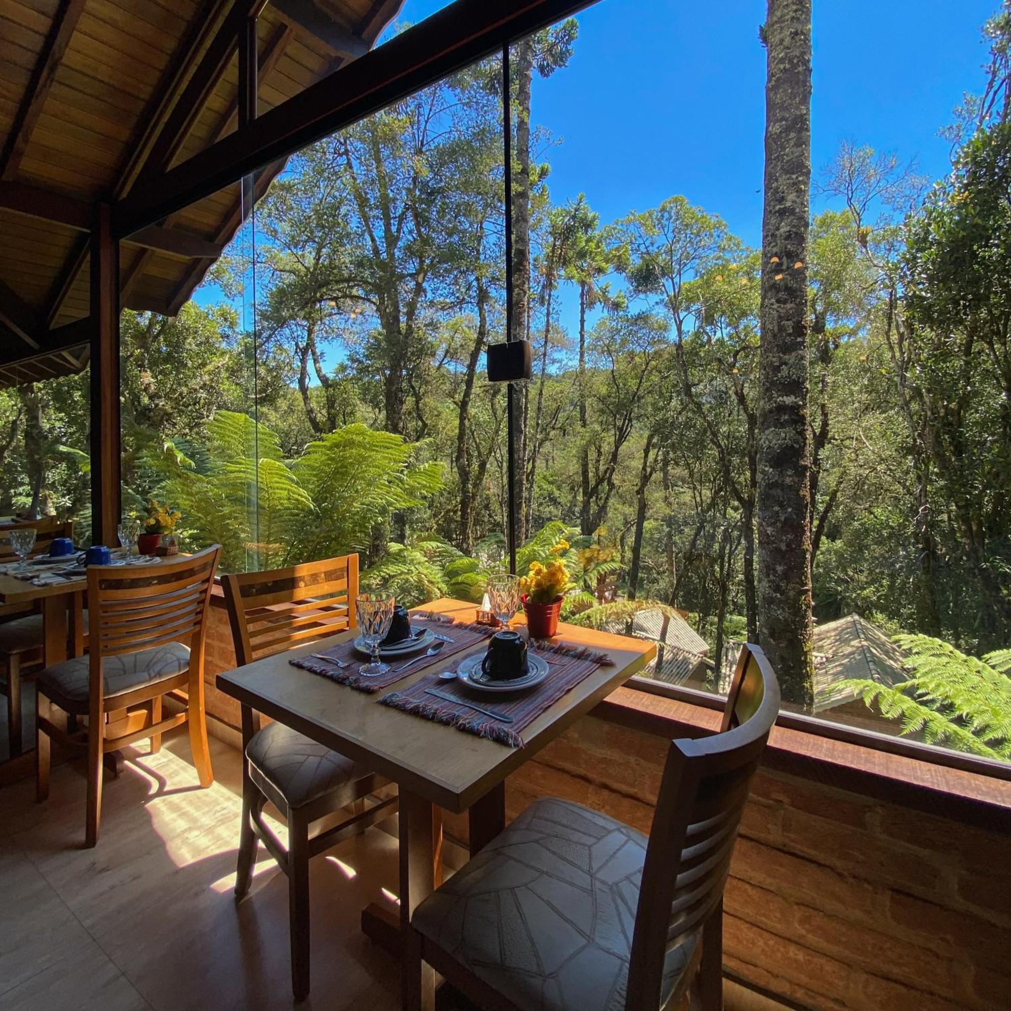 Vivie Pousada Monte Verde Extérieur photo